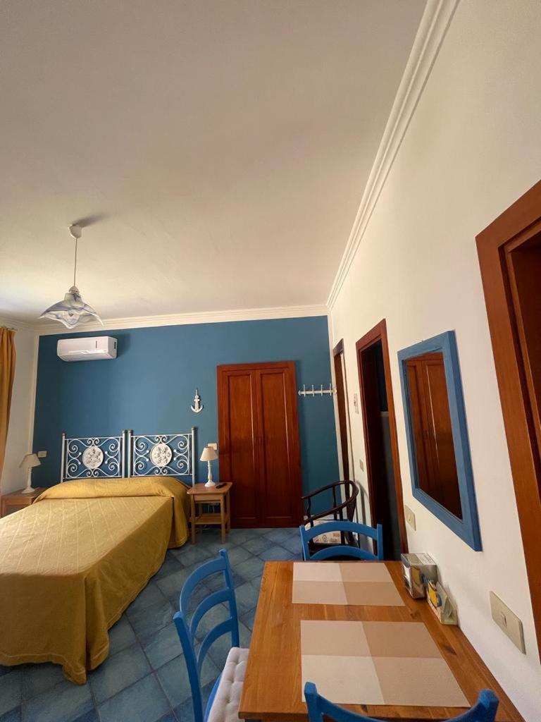 Ponza Inn- Casa Giovanna Eksteriør bilde